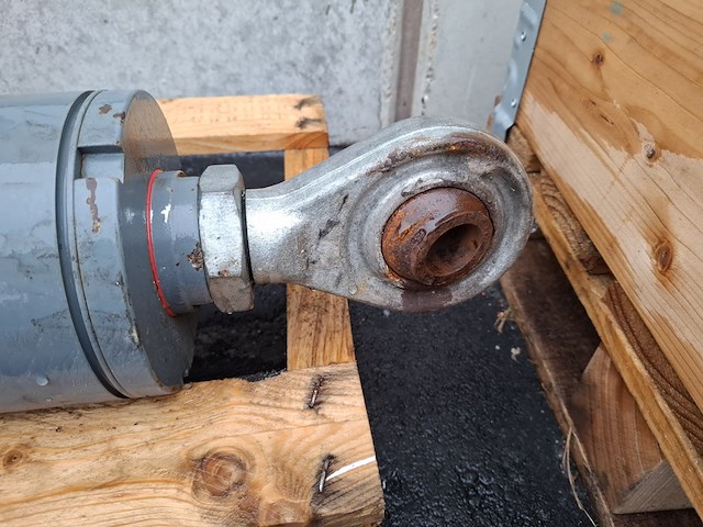 Hydraulische cilinder - afbeelding 2 van  4