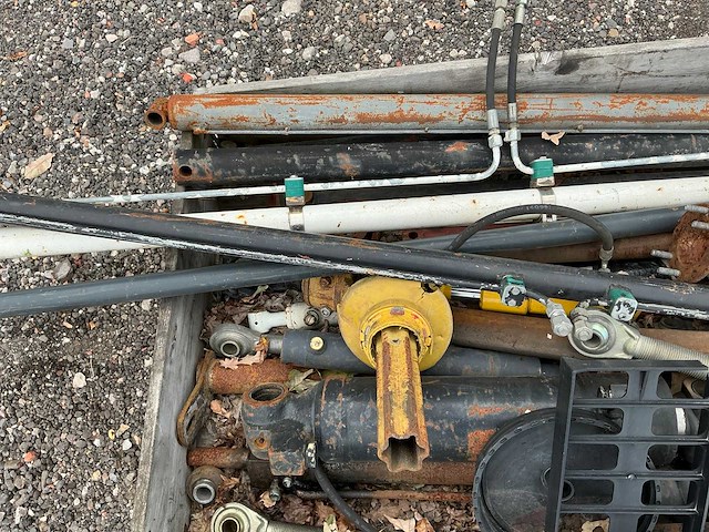Hydraulische cilinders diverse onderdelen, gereedschappen en accessoires - afbeelding 3 van  12