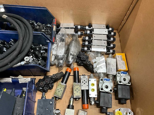 Hydraulische componenten - afbeelding 3 van  7