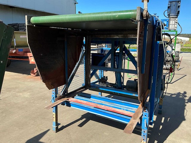 Hydraulische doseer kistenkantelaar - afbeelding 3 van  7