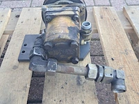 Hydraulische frontlader met toebehoren, radio controller & reciever, o.a. imet - afbeelding 5 van  34