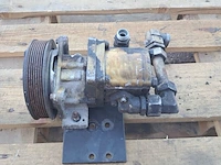 Hydraulische frontlader met toebehoren, radio controller & reciever, o.a. imet - afbeelding 6 van  34