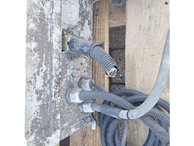Hydraulische frontlader met toebehoren, radio controller & reciever, o.a. imet - afbeelding 25 van  34