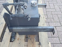 Hydraulische frontlader met toebehoren, radio controller & reciever, o.a. imet - afbeelding 30 van  34