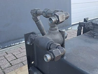 Hydraulische frontlader met toebehoren, radio controller & reciever, o.a. imet - afbeelding 32 van  34