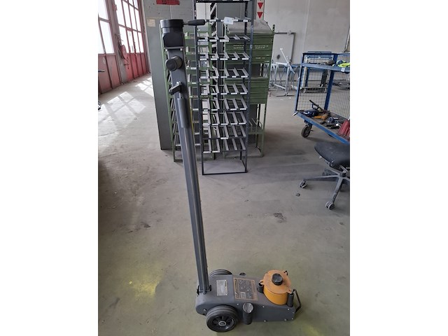 Hydraulische garagekrik, winntec, 24t - afbeelding 1 van  6