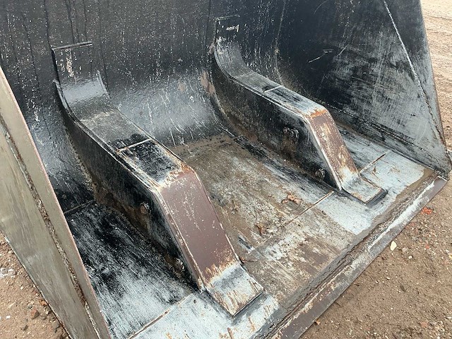 Hydraulische graafbak - afbeelding 13 van  14