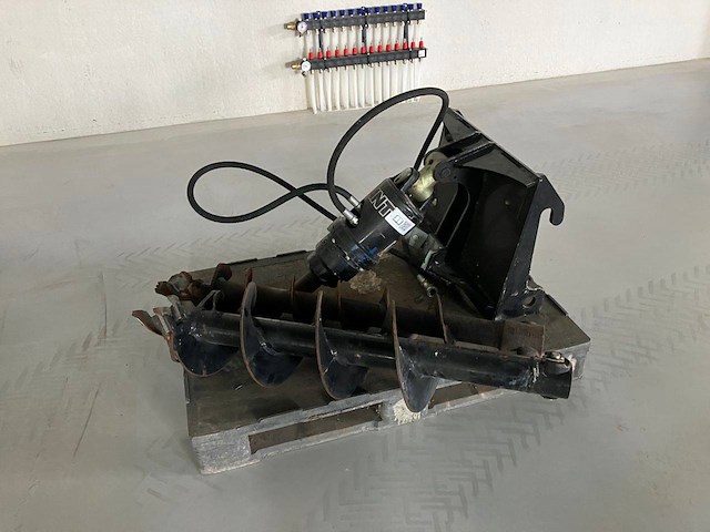 Hydraulische grondboor auger torque x1s00 2021 - afbeelding 1 van  1