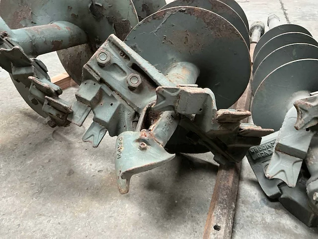 Hydraulische grondboor - afbeelding 3 van  15