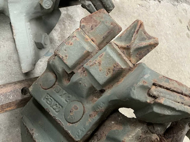 Hydraulische grondboor - afbeelding 6 van  15