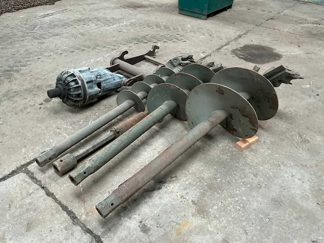 Hydraulische grondboor - afbeelding 9 van  15