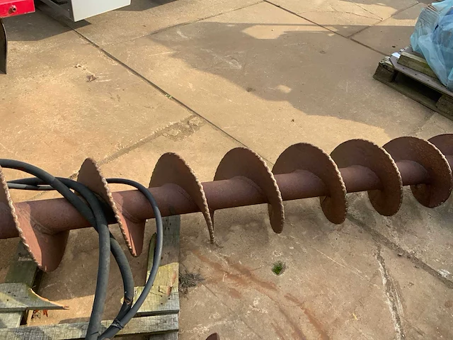 Hydraulische grondboor - afbeelding 6 van  7
