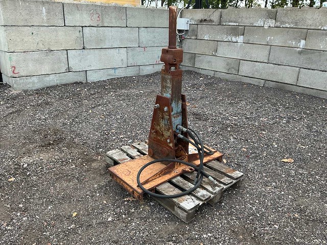 Hydraulische hakhamer voorzetapparatuur - afbeelding 5 van  11