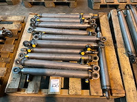 Hydraulische hefcilinder (12x) - afbeelding 1 van  1