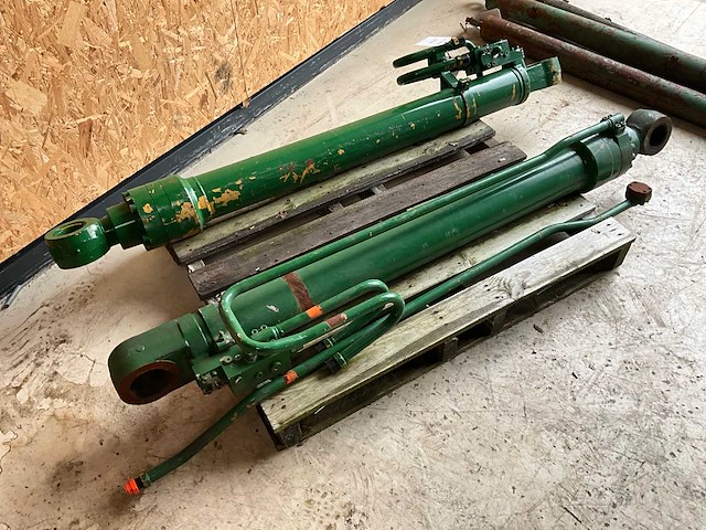 Hydraulische hefcilinder (2x) - afbeelding 2 van  7