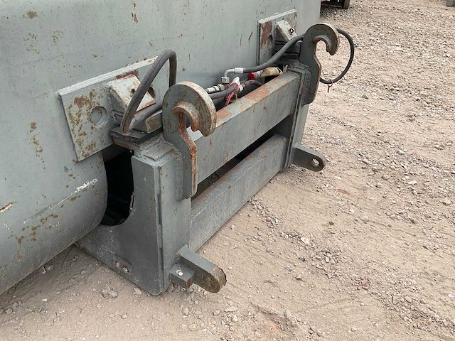 Hydraulische hoogkiepbak - afbeelding 5 van  6