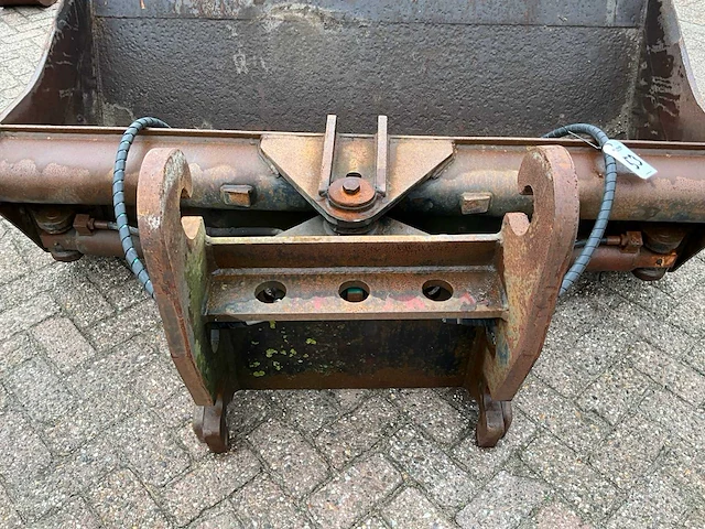 Hydraulische kantelbak “cw30” - afbeelding 6 van  6