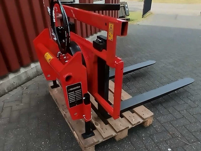 Hydraulische kistenkantelaar met palletvorken – manitou opname – 180° - afbeelding 6 van  13