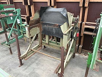 Hydraulische kistenkantelaar - afbeelding 1 van  4