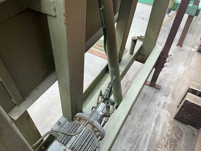 Hydraulische kistenkantelaar - afbeelding 8 van  8