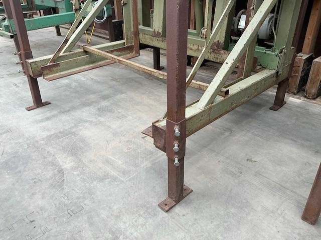 Hydraulische kistenkantelaar - afbeelding 6 van  8