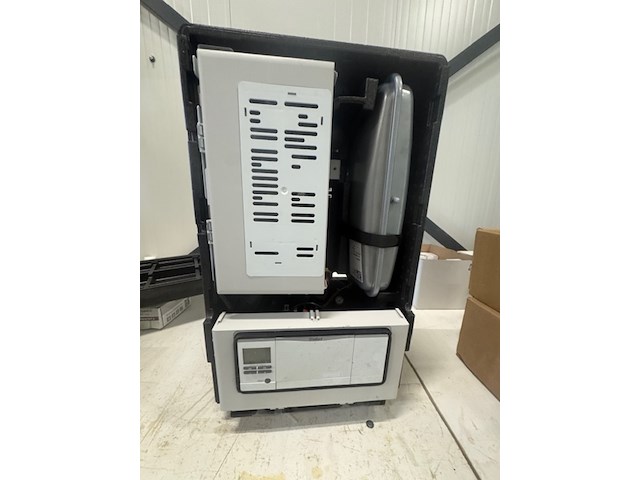 Hydraulische module warmtepomp vaillant, vwl 77/5 is - afbeelding 3 van  7