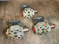 Hydraulische oliepomp (3x) - afbeelding 2 van  3