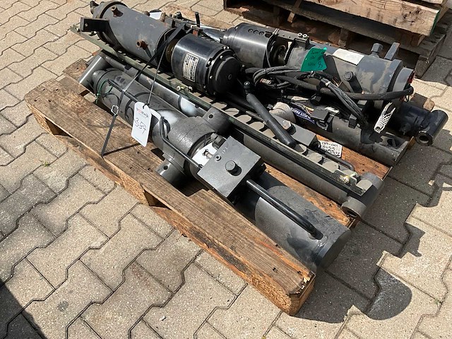 Hydraulische onderdelen (8x) - afbeelding 7 van  7