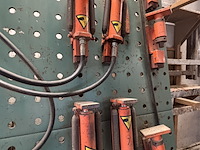 Hydraulische opsluitbank nico duin b.v. - afbeelding 7 van  8