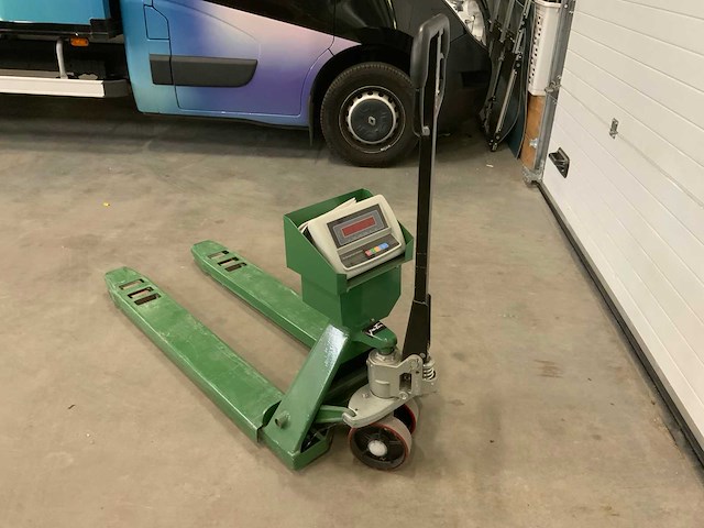 Hydraulische palletwagen met weegschaal - afbeelding 1 van  2