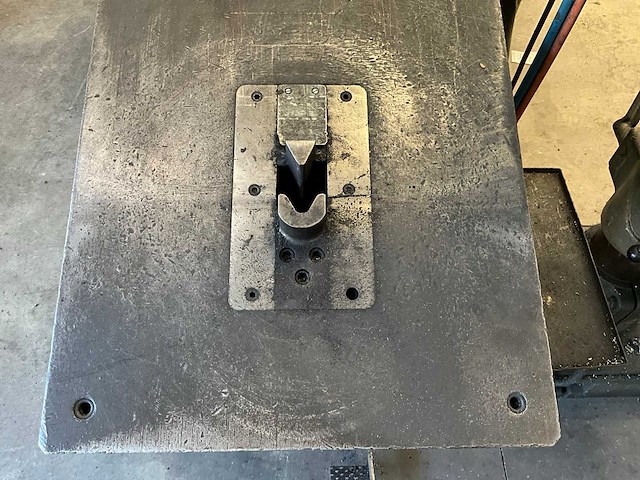Hydraulische pedaal buigmachine - afbeelding 3 van  6
