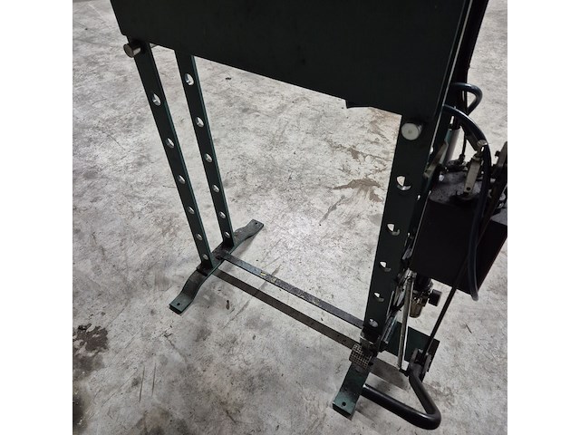 Hydraulische pers, compac - afbeelding 5 van  9