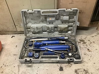 Hydraulische pers uitdeukset - afbeelding 2 van  4