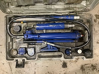 Hydraulische pers uitdeukset - afbeelding 4 van  4