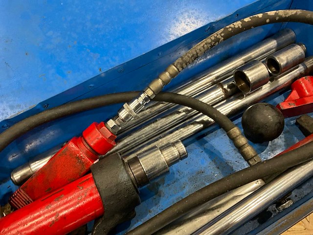 Hydraulische pers - afbeelding 5 van  7