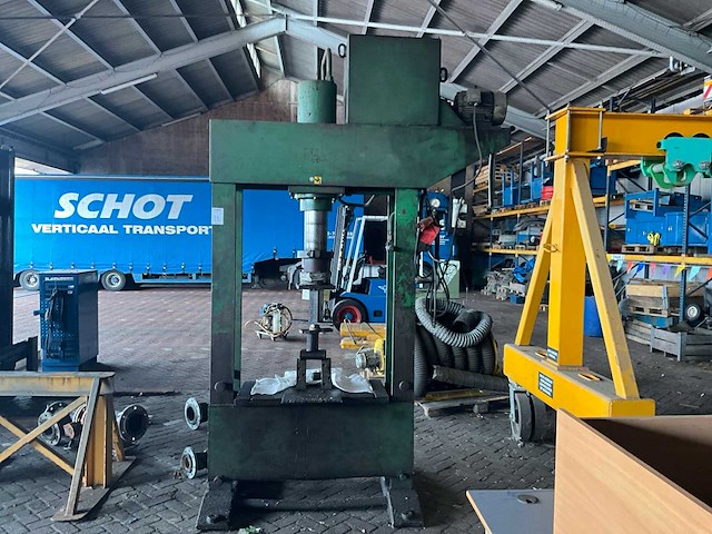 Hydraulische pers - afbeelding 1 van  12