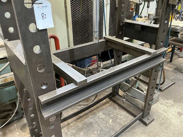 Hydraulische pers - afbeelding 4 van  5