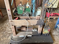 Hydraulische pers - afbeelding 8 van  12