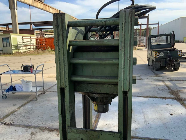 Hydraulische pers - afbeelding 4 van  7