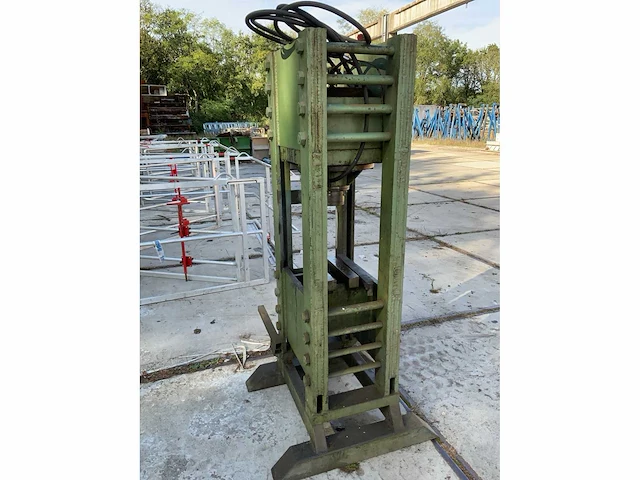 Hydraulische pers - afbeelding 5 van  7
