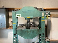 Hydraulische pers - afbeelding 7 van  14