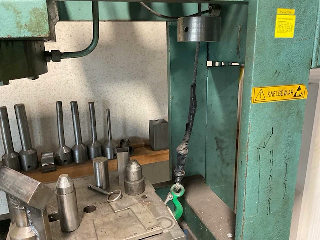 Hydraulische pers - afbeelding 14 van  14