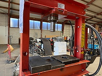 Hydraulische pers - afbeelding 3 van  6