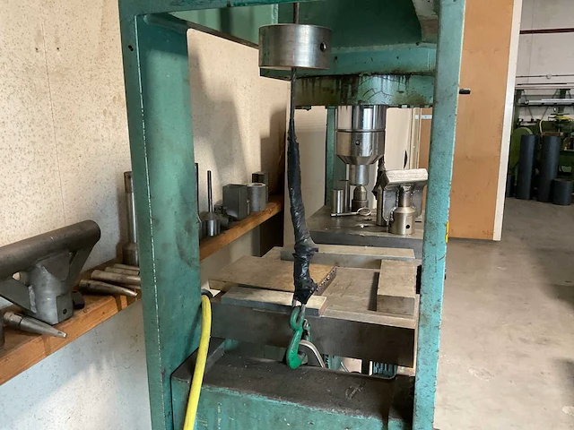 Hydraulische pers - afbeelding 12 van  14