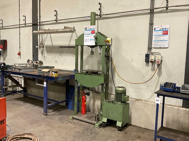 Hydraulische pers - afbeelding 2 van  8