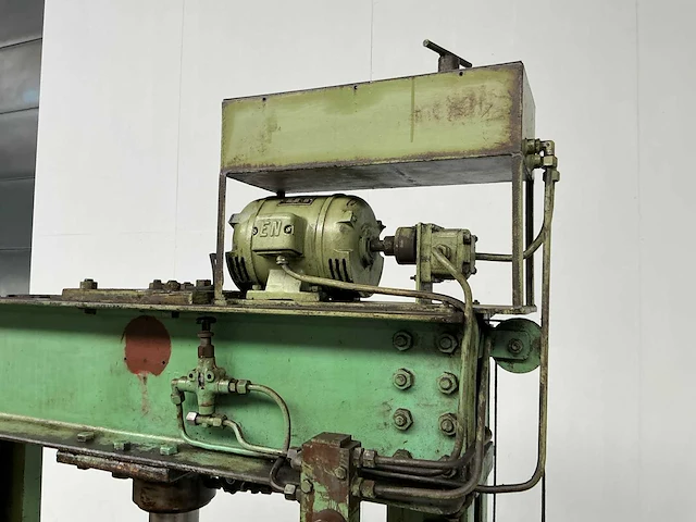 Hydraulische pers - afbeelding 3 van  7