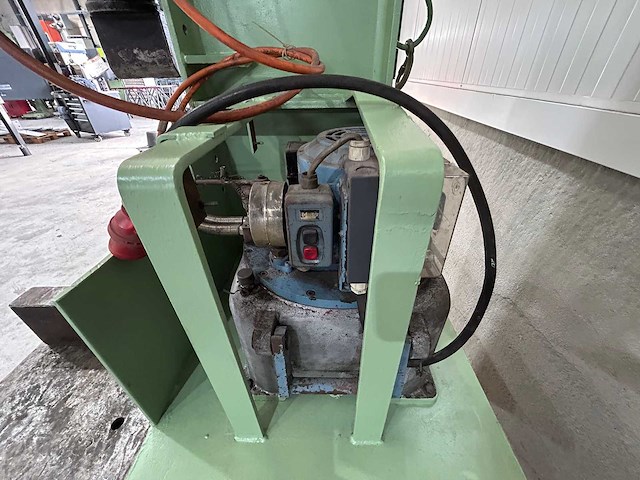 Hydraulische pers - afbeelding 6 van  14