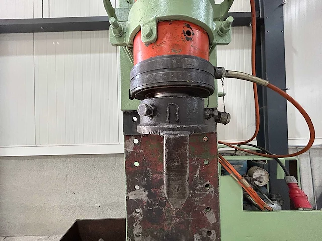 Hydraulische pers - afbeelding 13 van  14