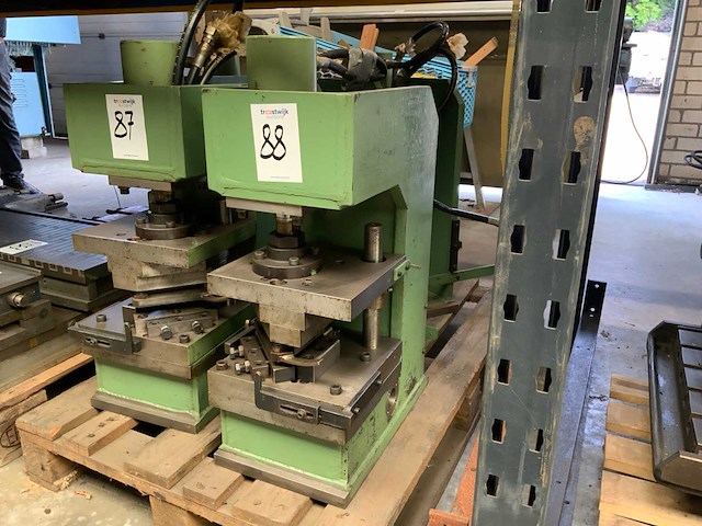 Hydraulische pers - afbeelding 1 van  3