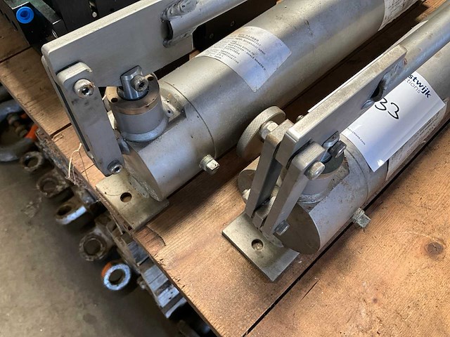 Hydraulische persen (2x) "hydraulic hand pump" - afbeelding 3 van  4